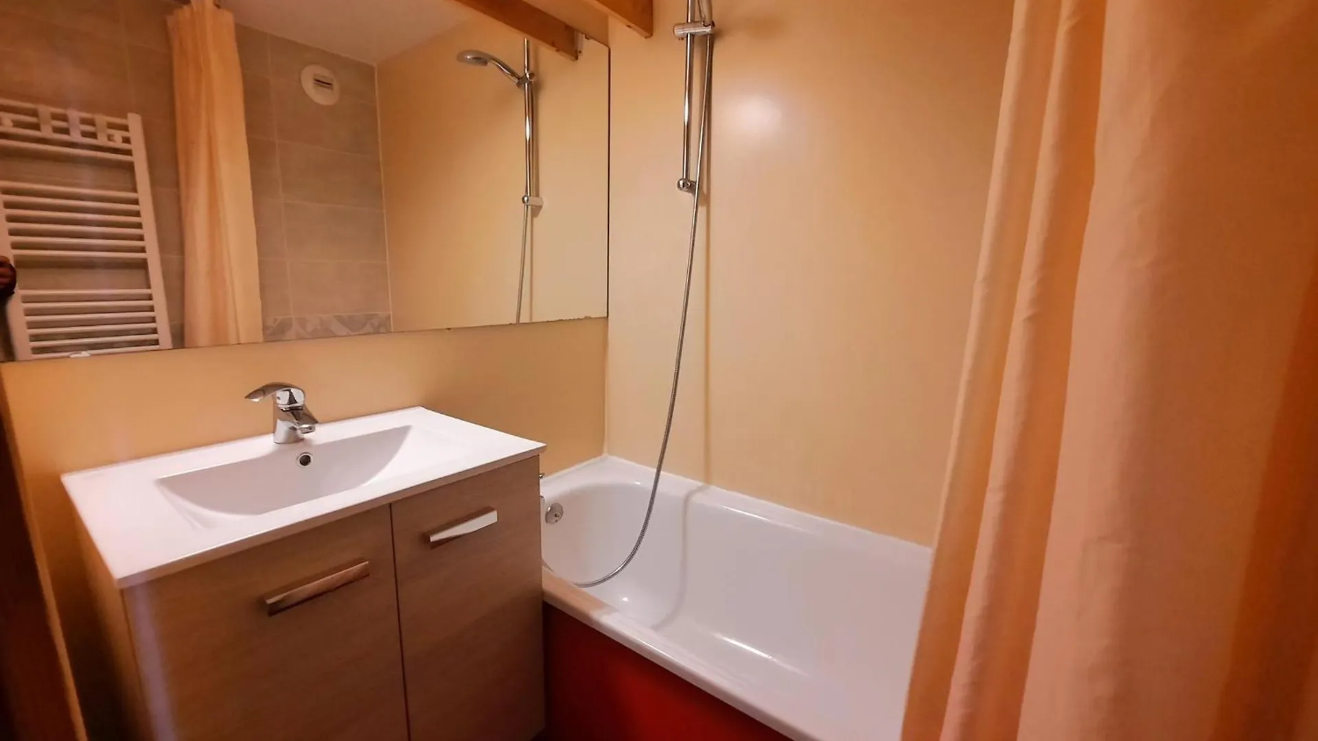 Studio Cabine 4 Pers, Balcon, Proximite Telecabine, Preyerand - Fr-1-452-320 Saint-Martin-de-Belleville Apartament
